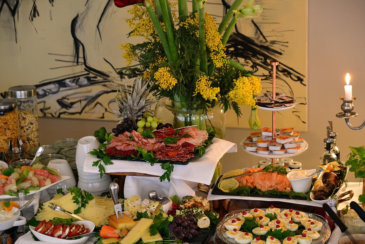 Emmerich Hotel Goerlitz Kültér fotó A buffet